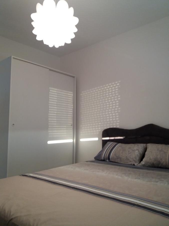 Holiday Home Duka'S บาร์ ภายนอก รูปภาพ