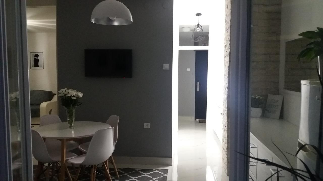 Holiday Home Duka'S บาร์ ภายนอก รูปภาพ