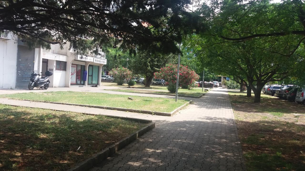 Holiday Home Duka'S บาร์ ภายนอก รูปภาพ